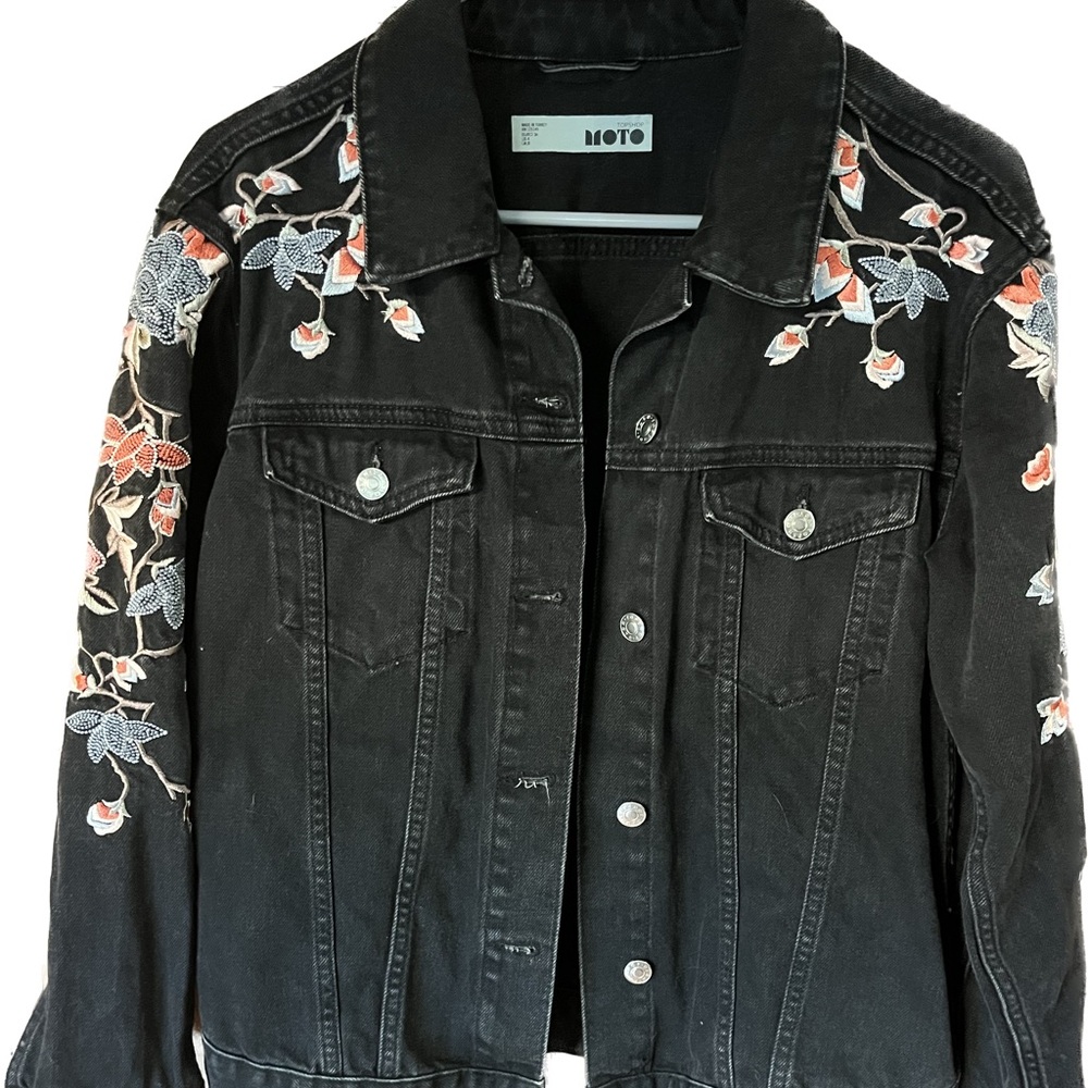 Top Shop Moto Black Denim Jacket With Floral Embroidery US Size 4 Women’s